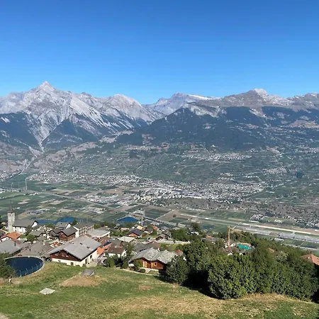 With Valley View 公寓 *