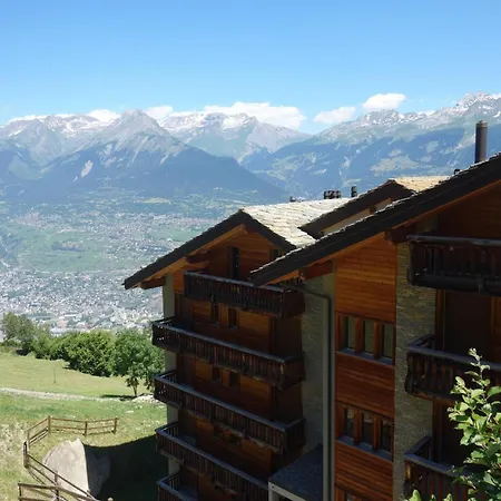 With Valley View Διαμέρισμα *